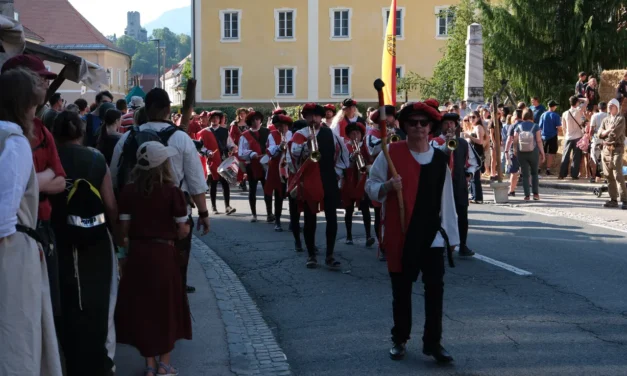 Po poteh srednjeveške Koroške
